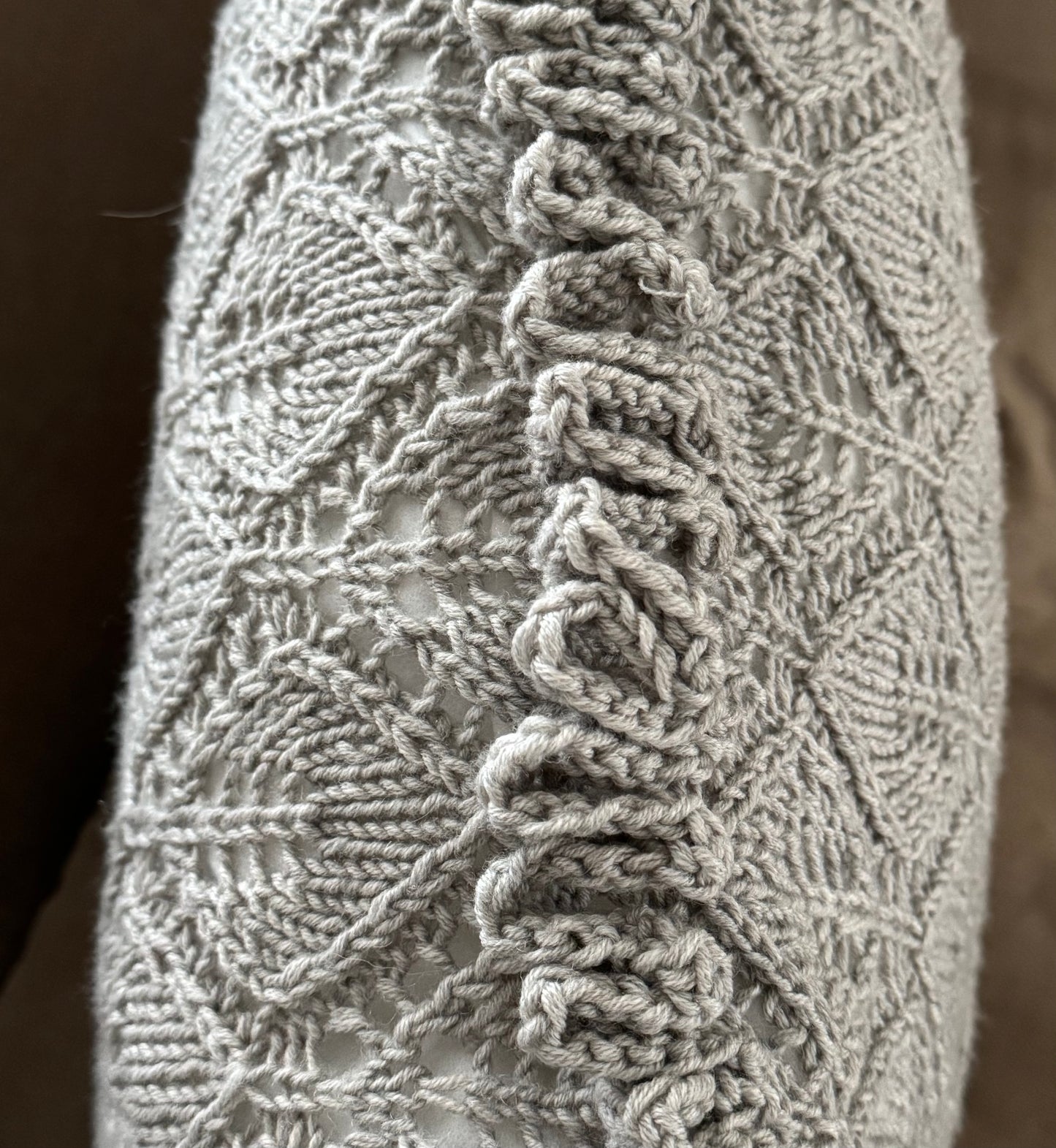Workshop XL Lace pillow