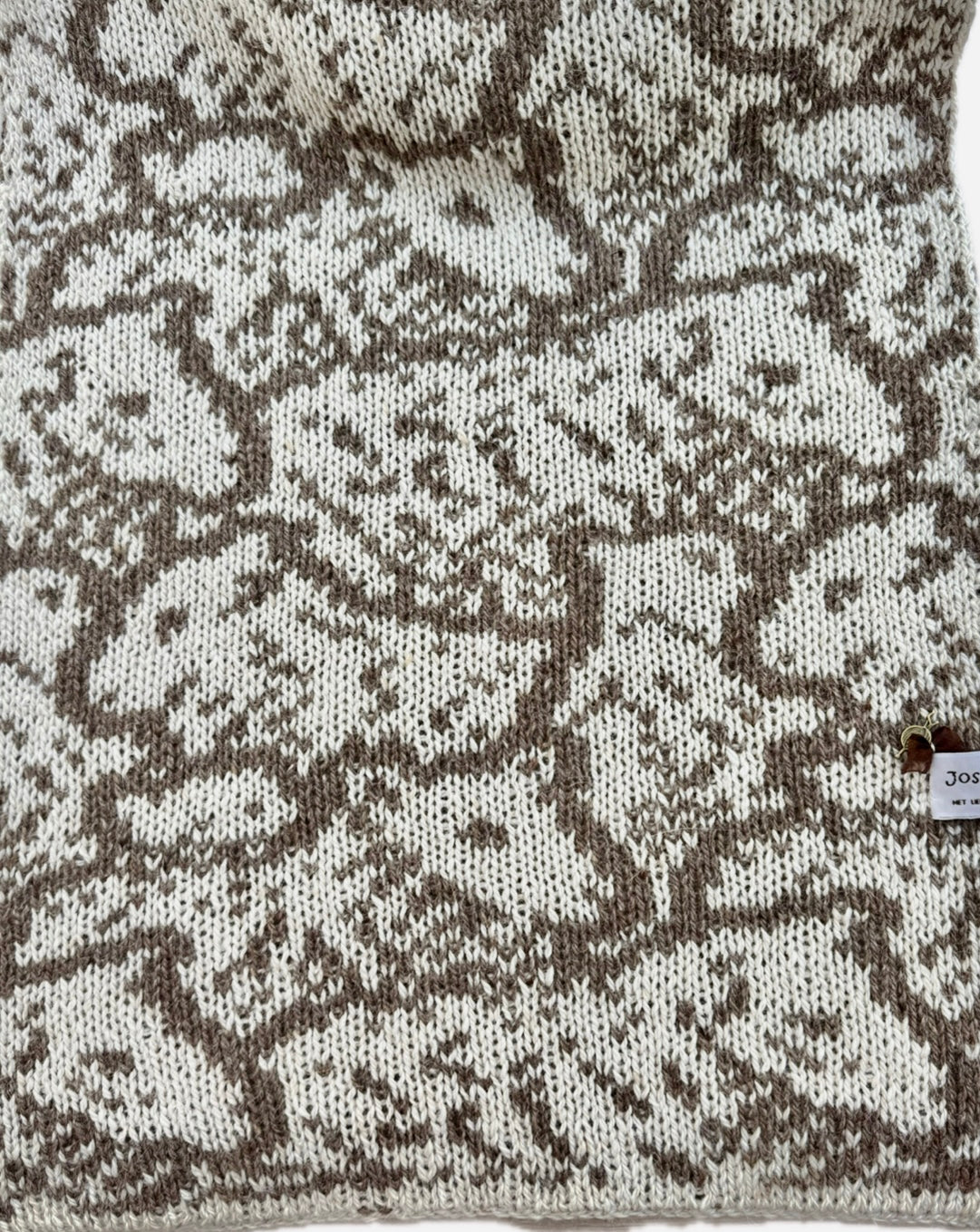 Happy sheep scarf