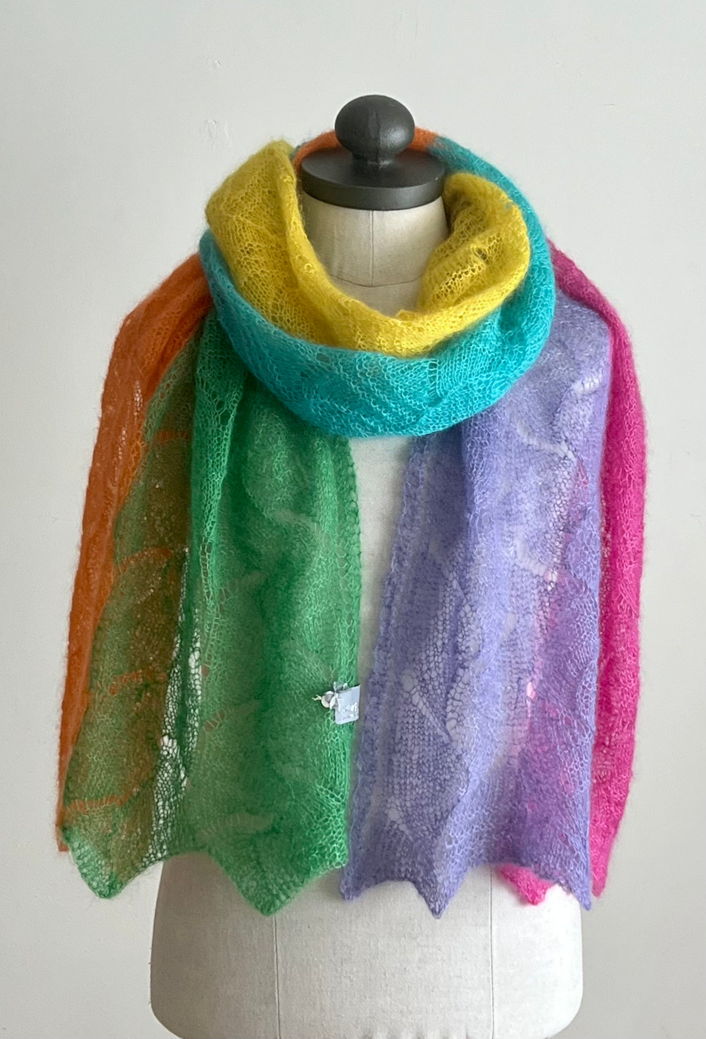 Happy color scarf