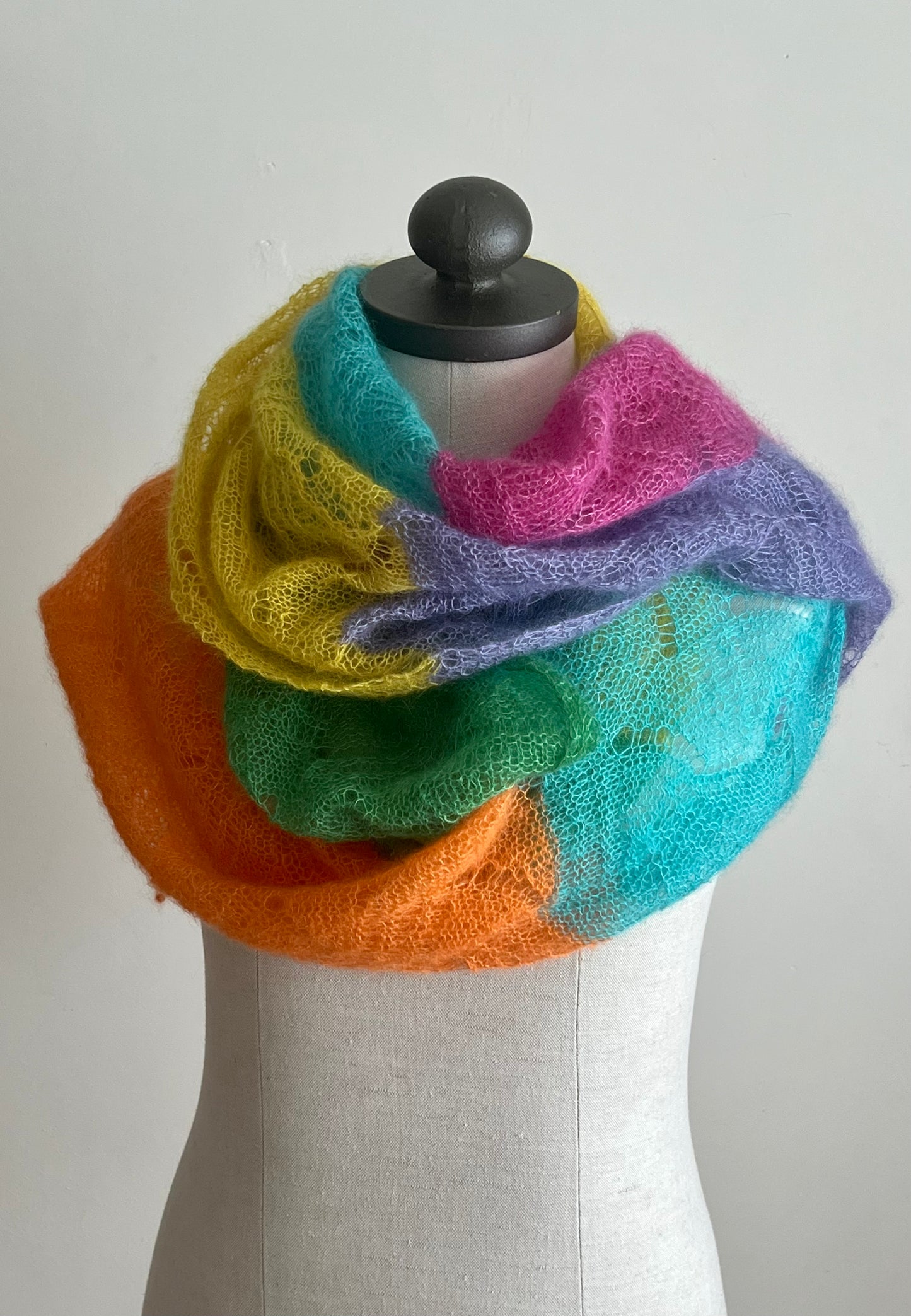 Happy color scarf