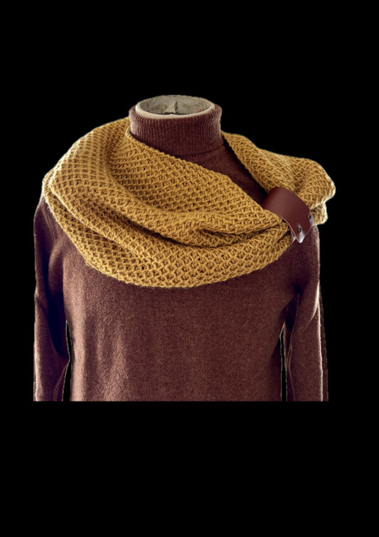 Workshop Men’s neckscarf with leather Cuff