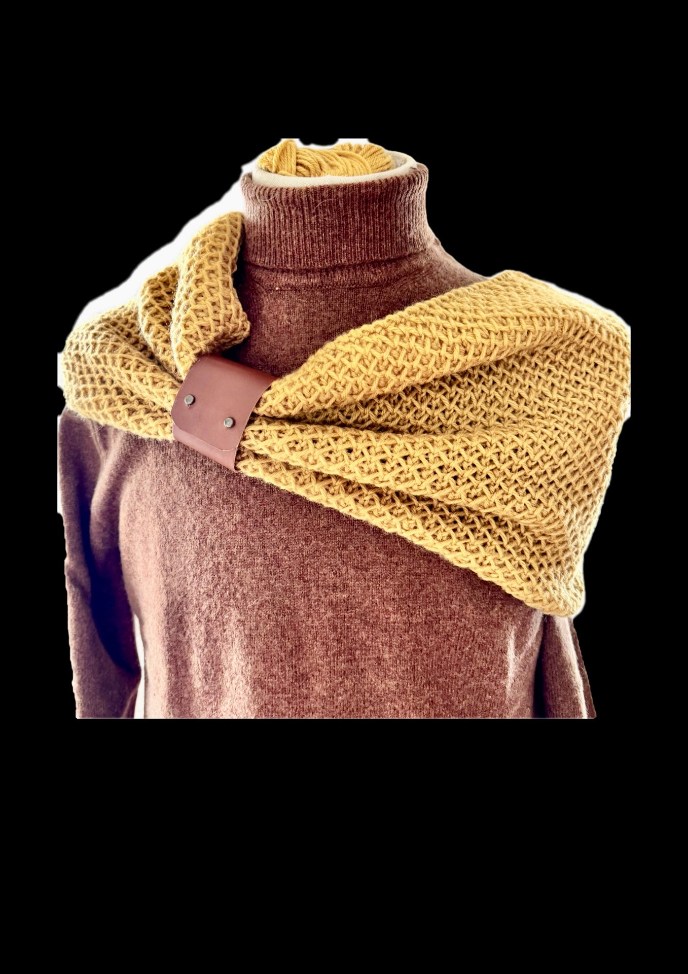 Workshop Men’s neckscarf with leather Cuff