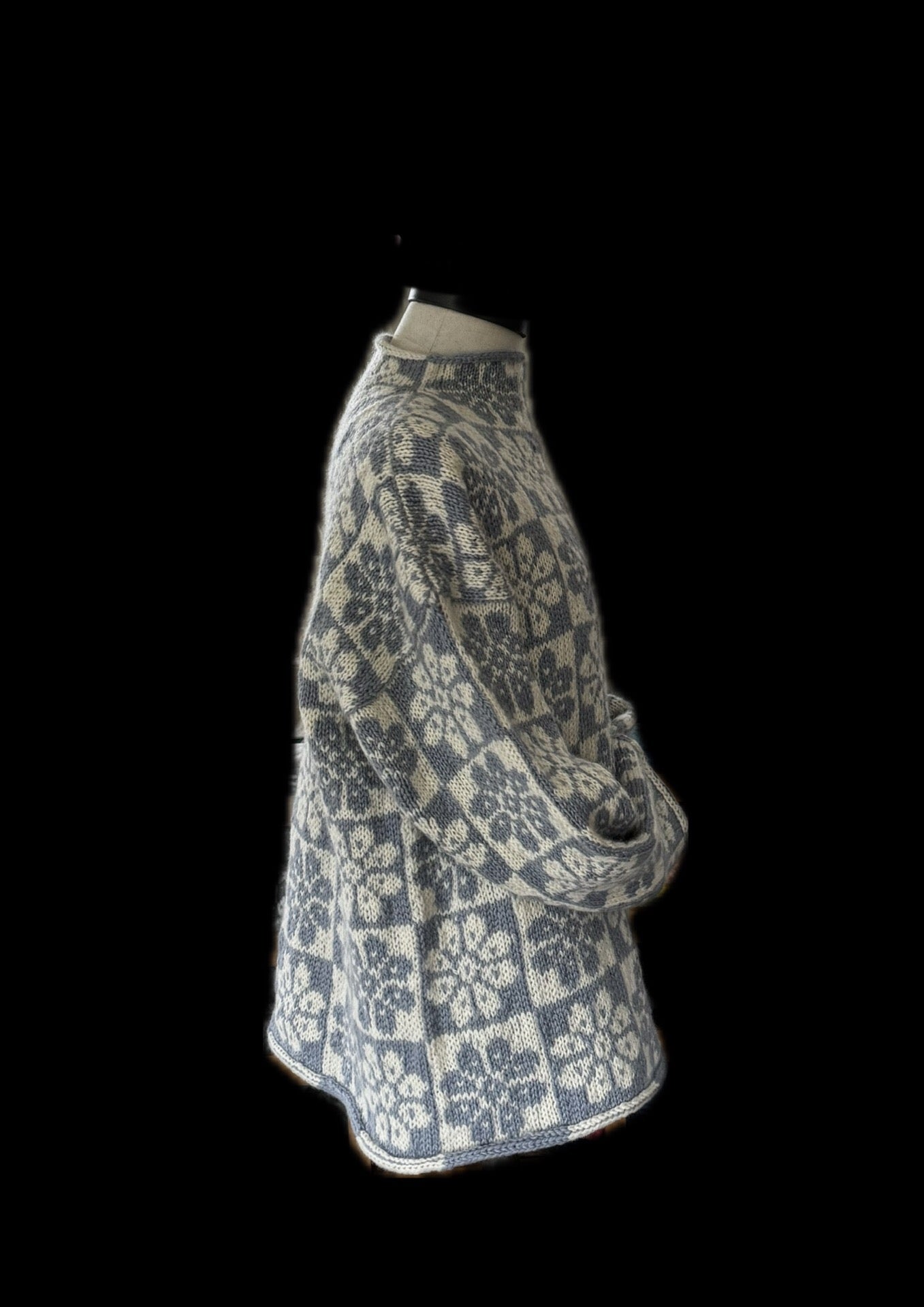 Workshop Flower Nordic sweater