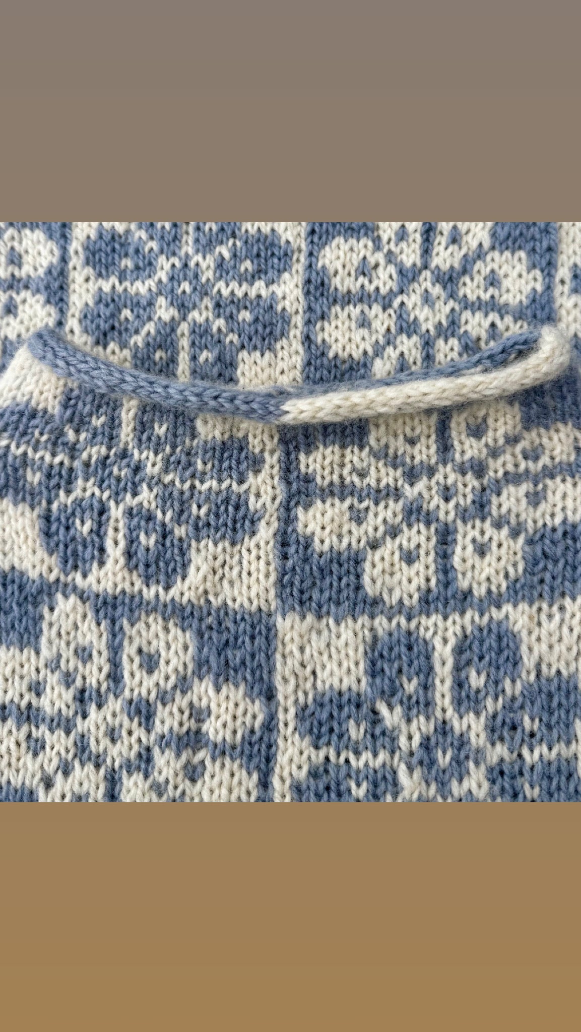 Workshop Flower Nordic sweater